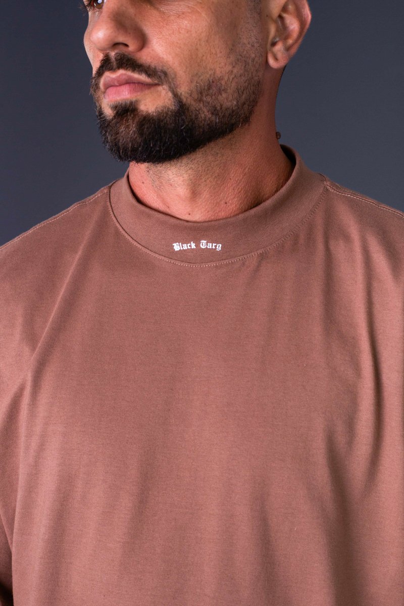 Camiseta Oversized Turtleneck Wood