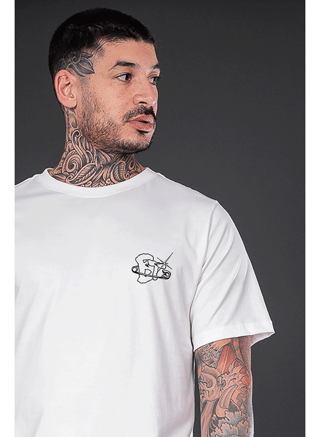 branca mauro regular basica 3 4 png 0004 camada 5