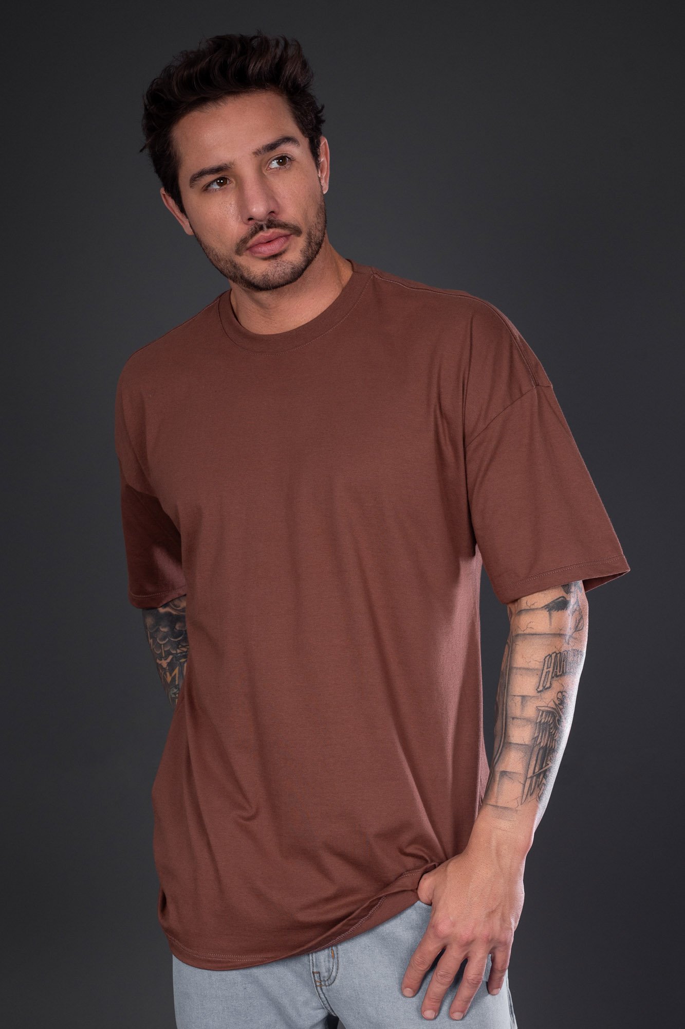 Camiseta Oversized Marrom Lisa